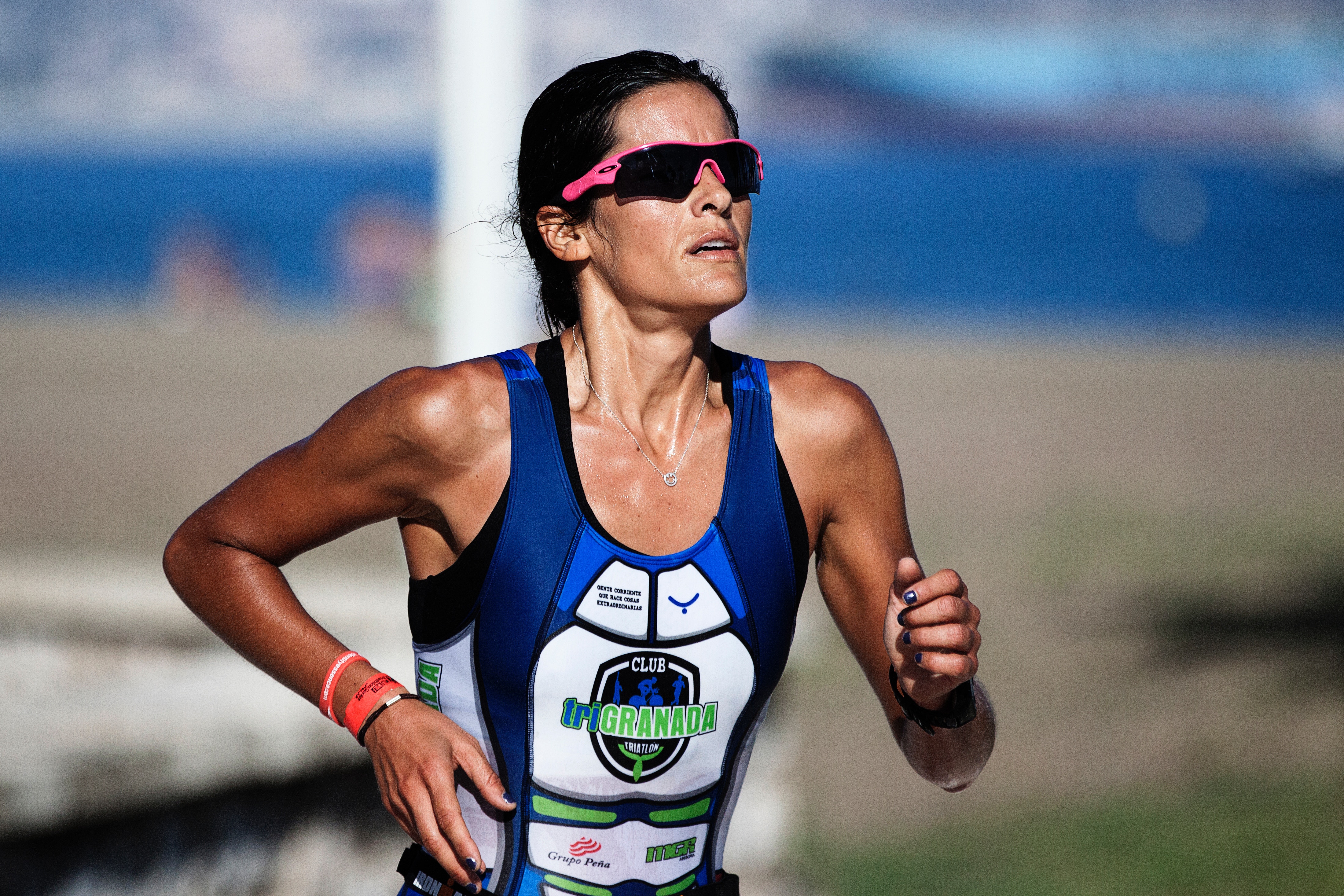 Woman Running (Unsplash-Quino Ali)