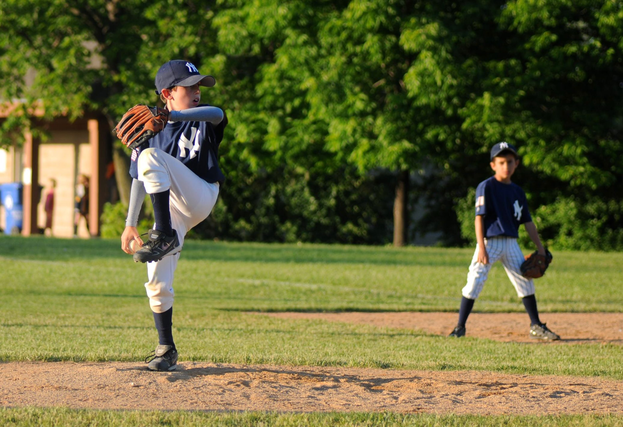 Little Leaguer's Elbow Symptoms, treatment, surgery & pitch counts